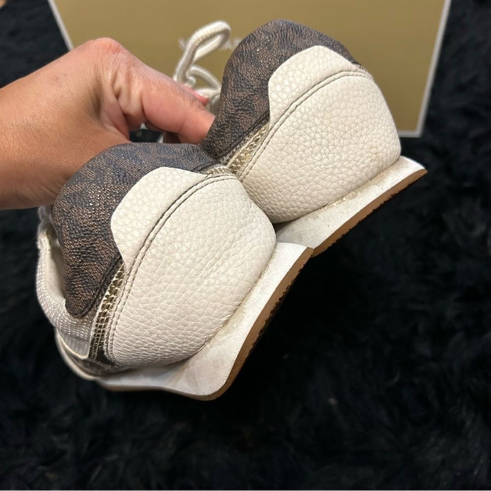 MICHAEL KORS casual lace up shoes sneakers women’s 7.5 - Picture 4 of 8